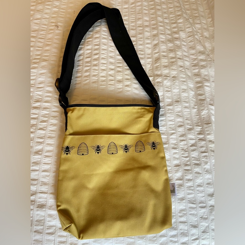 Pilgrim Pouch, crossbody travel purse